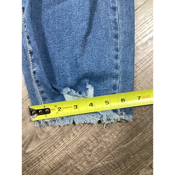 Shein Curve 3XL Ripped Distressed Capri Jeans Womens Blue Denim Strachey Fit New - Picture 7 of 9